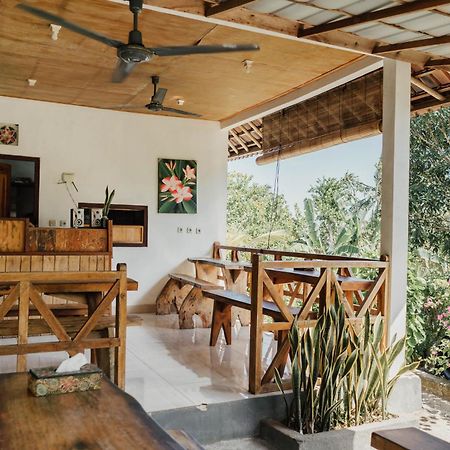 Temeling Jungle Inn Batumadeg Exterior photo